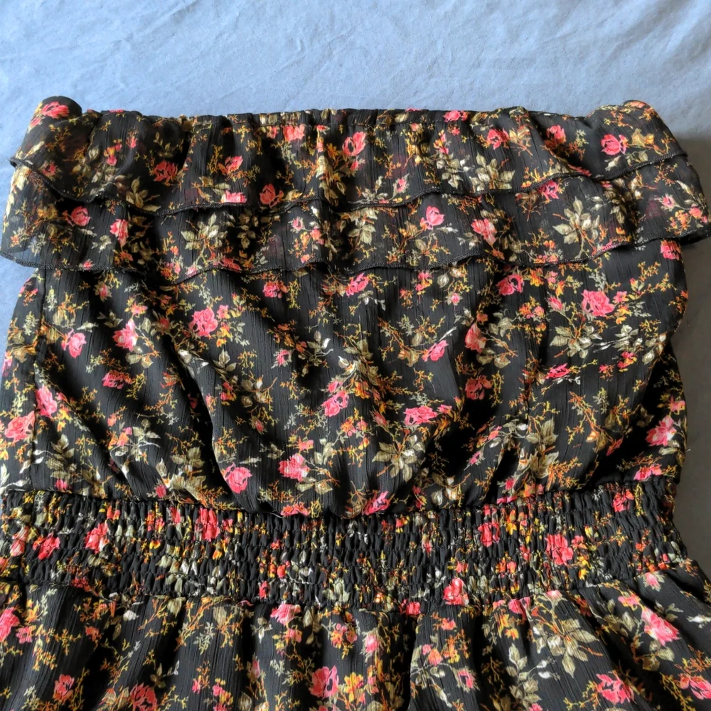 Strapless Floral Romper, Small, Fire Los Angeles - Picture 4 of 5